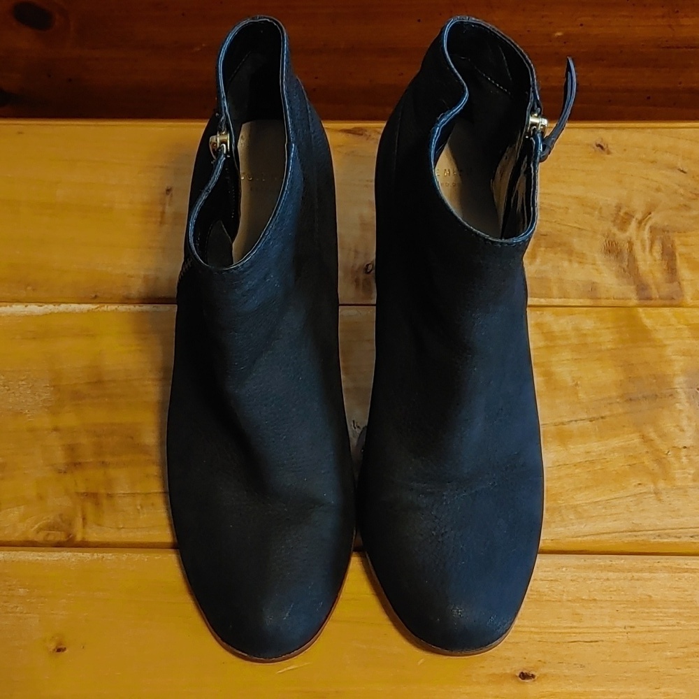 Women's Cole Haan Black Leather Ankle Boots 9B